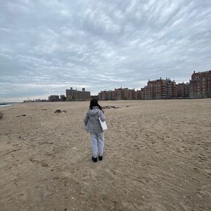 Meet your Posher, Malika